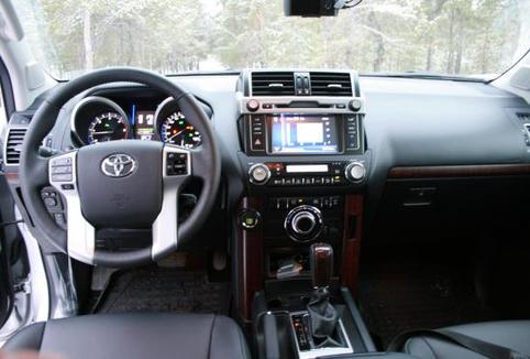Аренда Toyota Land Cruiser Prado